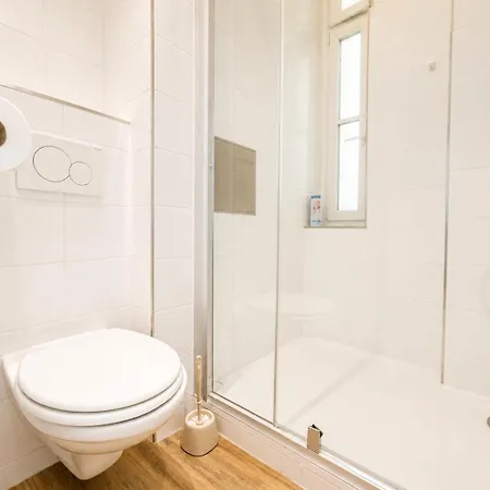 5 Station Apt, 36m2 Appartement *