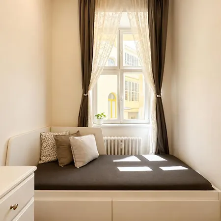 5 Station Apt, 36m2 *