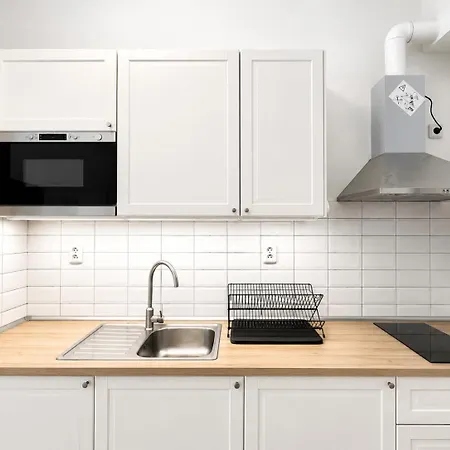 5 Station Apt, 36m2 Appartement *