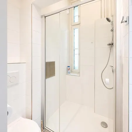 5 Station Apt, 36m2 Appartement